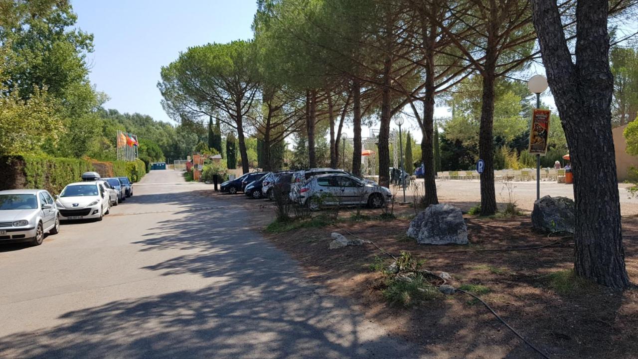 Mobile Home Tout Confort Alexandre La Roque-d'Antheron Exterior foto